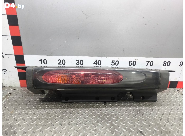 Фонарь задний левый к Opel Vivaro undefined г.