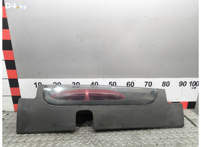 Фонарь задний правый к Opel Vivaro undefined г.