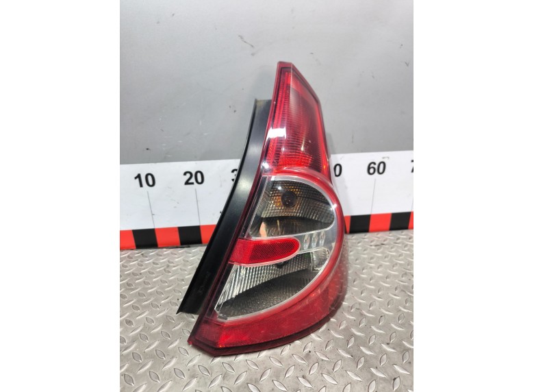 Фонарь задний правый к Renault Sandero