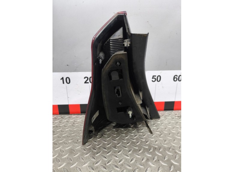 Фонарь задний правый к Фонарь задний правый к Renault Sandero undefined г. Sandero