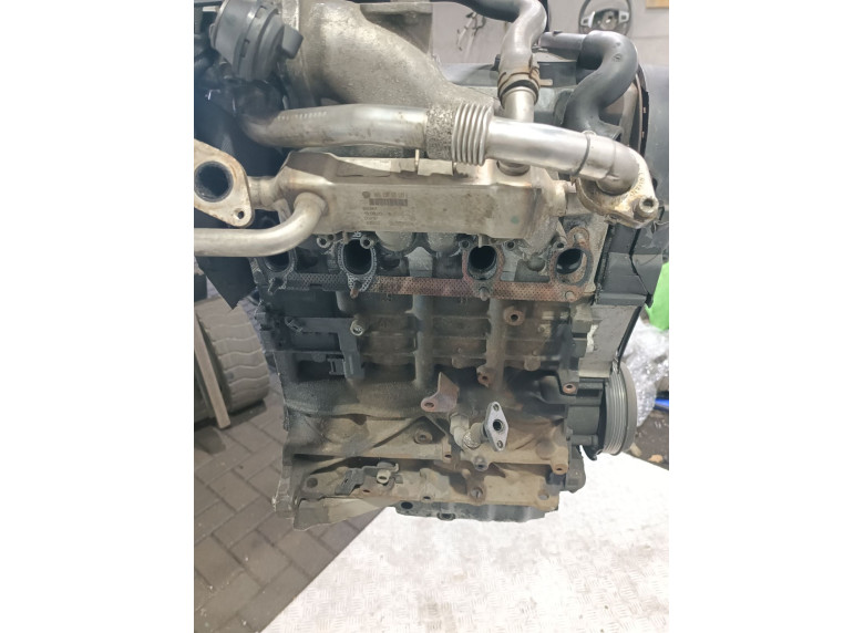 Двигатель к Volkswagen Sharan, 2003г.