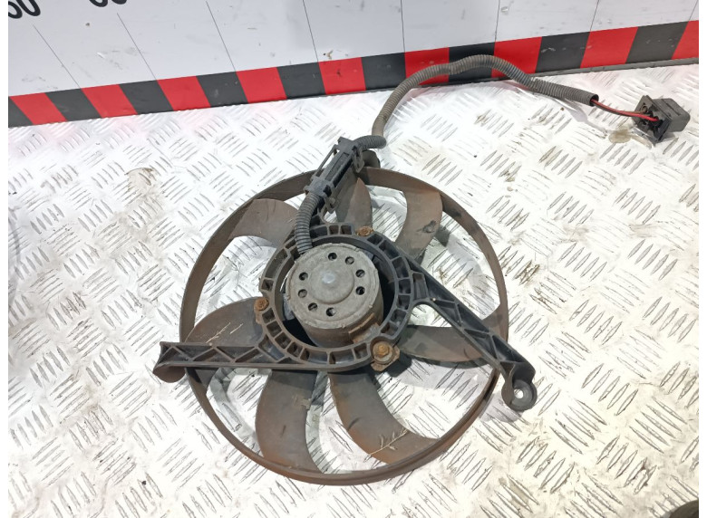 Вентилятор кондиционера к Volkswagen Golf, 2000г.