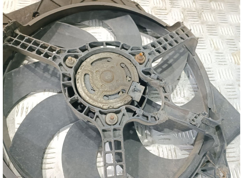 Вентилятор радиатора к Opel Corsa, 2008г.