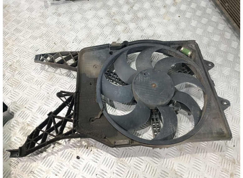 Вентилятор радиатора к Opel Corsa, 2008г.