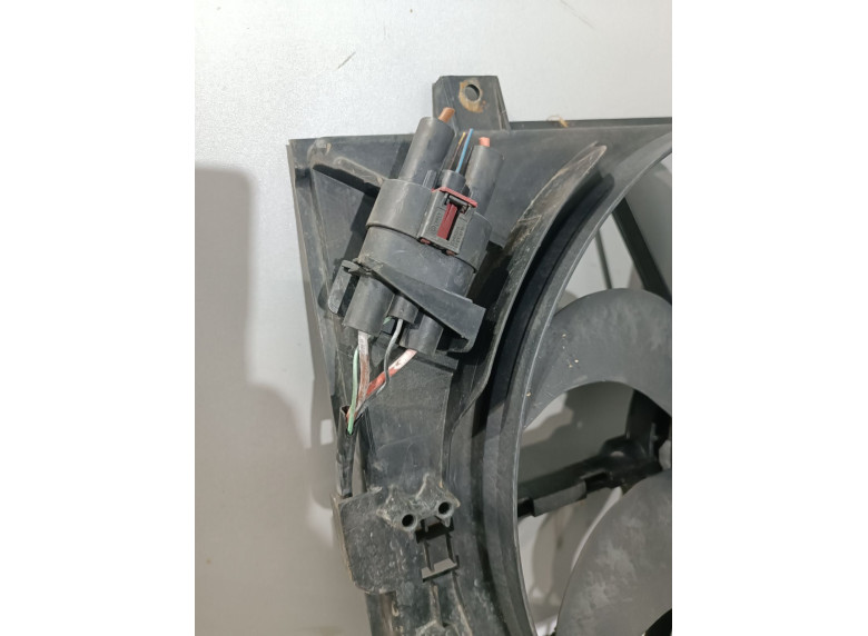 Вентилятор радиатора к Volkswagen Golf, 2006г.