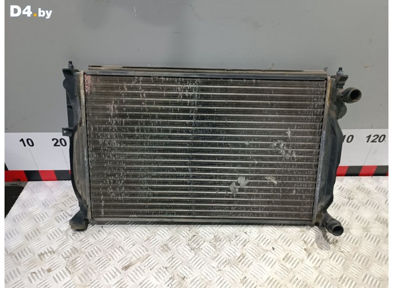 Радиатор (основной) к Audi A6 undefined г.