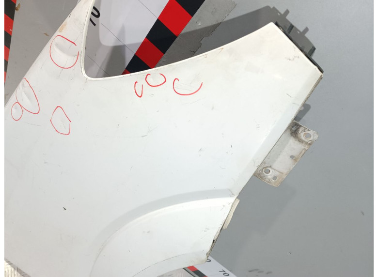 Крыло переднее правое к Mercedes Sprinter, 2007г.