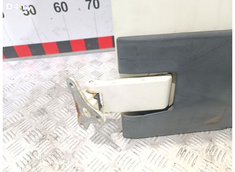 Петля двери задней левой к Iveco Daily undefined г.