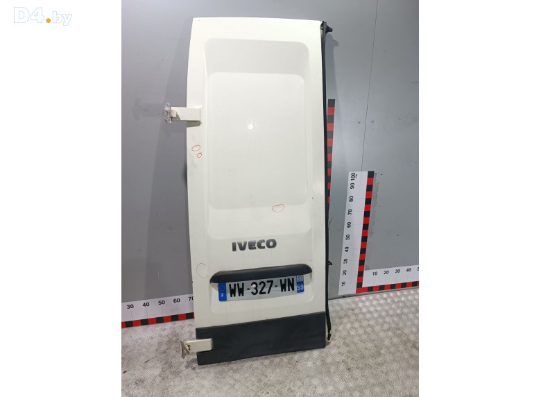 Дверь задняя распашная левая к Iveco Daily undefined г.