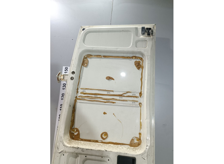 Дверь задняя распашная правая к Iveco Daily, 2009г.