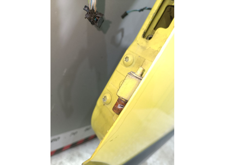 Петля двери передней левой к Mercedes Sprinter, 2006г.