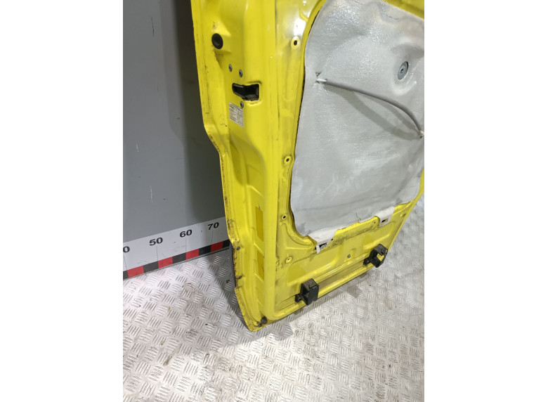 Дверь передняя левая к Mercedes Sprinter, 2006г.