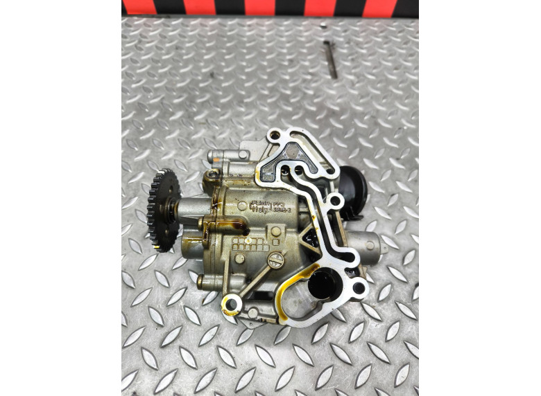 Насос масляный к Volkswagen Golf, 2015г.