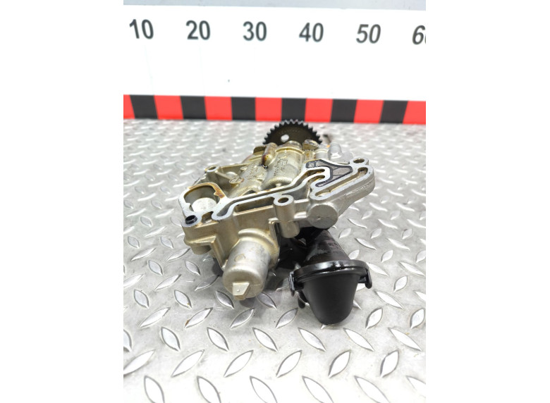 Насос масляный к Volkswagen Golf, 2015г.