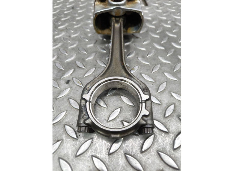 Шатун к Volkswagen Golf, 2015г.