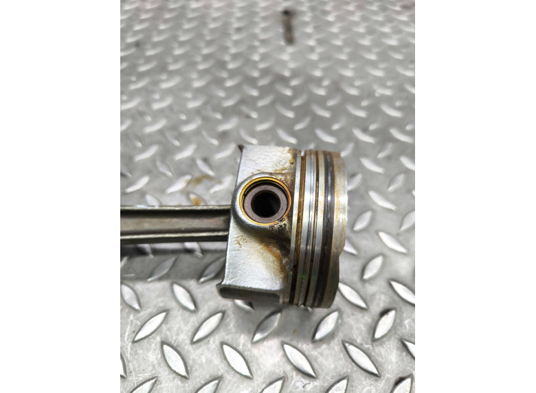 Поршень к Volkswagen Golf, 2015г.