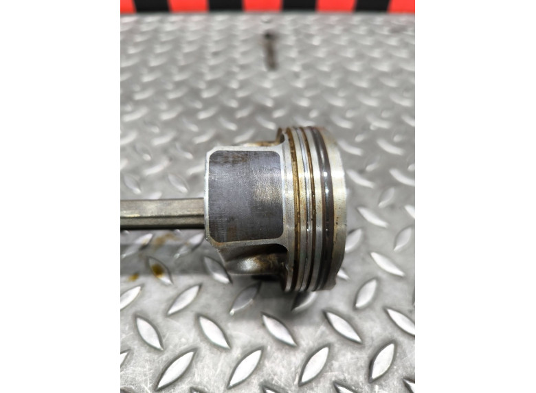 Поршень к Volkswagen Golf, 2015г.