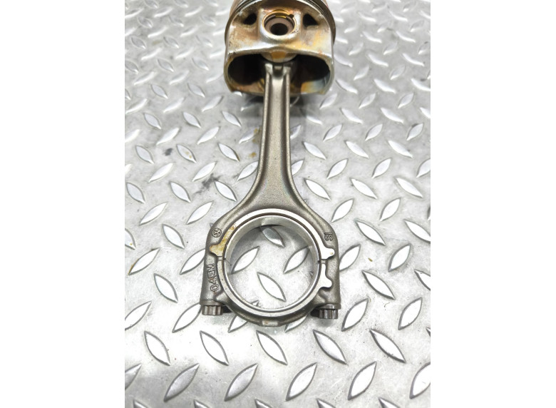 Шатун к Volkswagen Golf, 2015г.