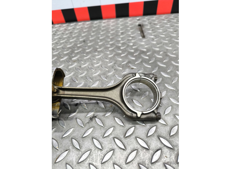 Шатун к Volkswagen Golf, 2015г.