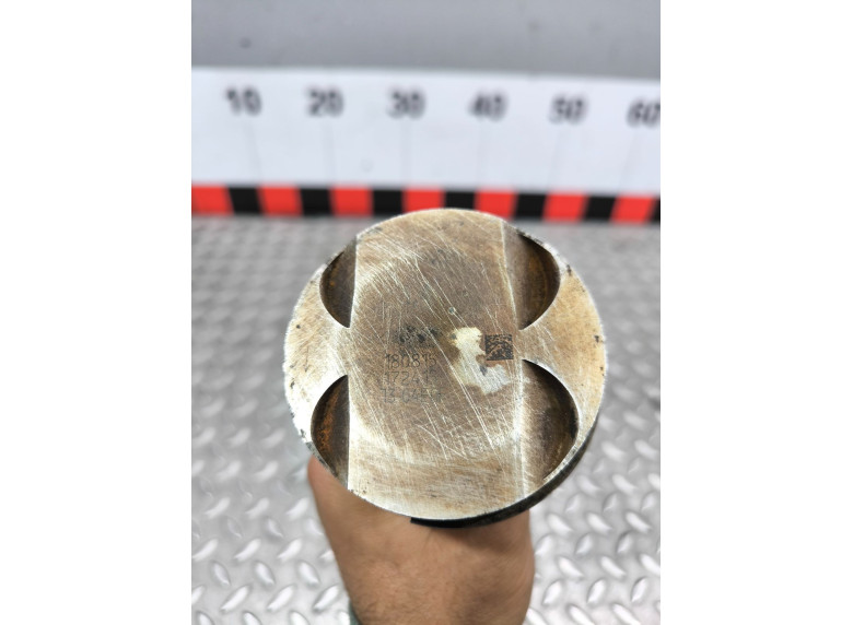 Поршень к Volkswagen Golf, 2015г.