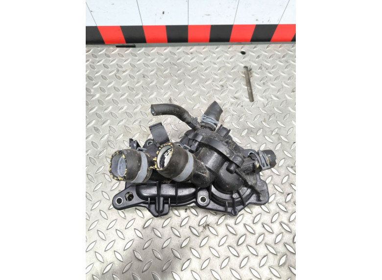 Корпус термостата к Volkswagen Golf, 2015г.