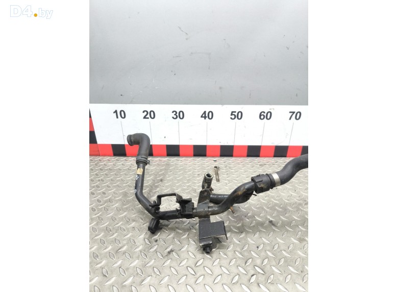 Трубка охлаждающей жидкости металлическая к Volkswagen Passat undefined г.