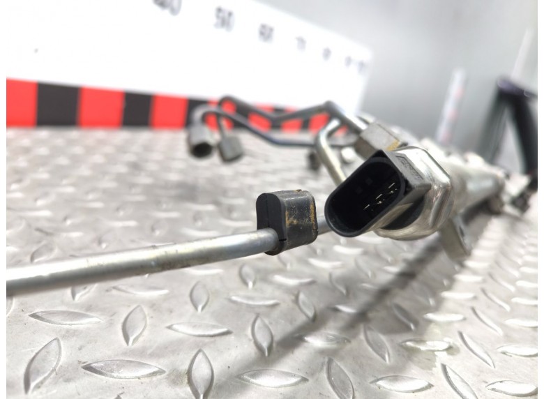 Датчик давления топлива к Датчик давления топлива к Mercedes EW211 undefined г. E W211