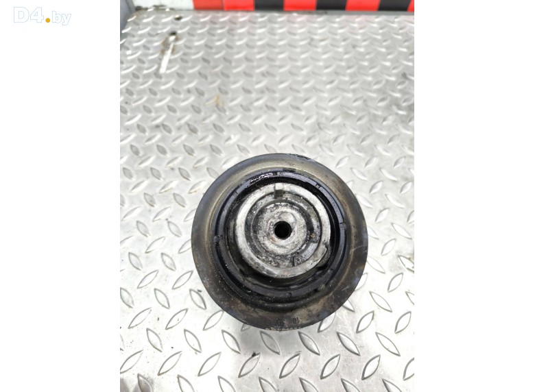 Подушка крепления двигателя к Mercedes EW211 undefined г.