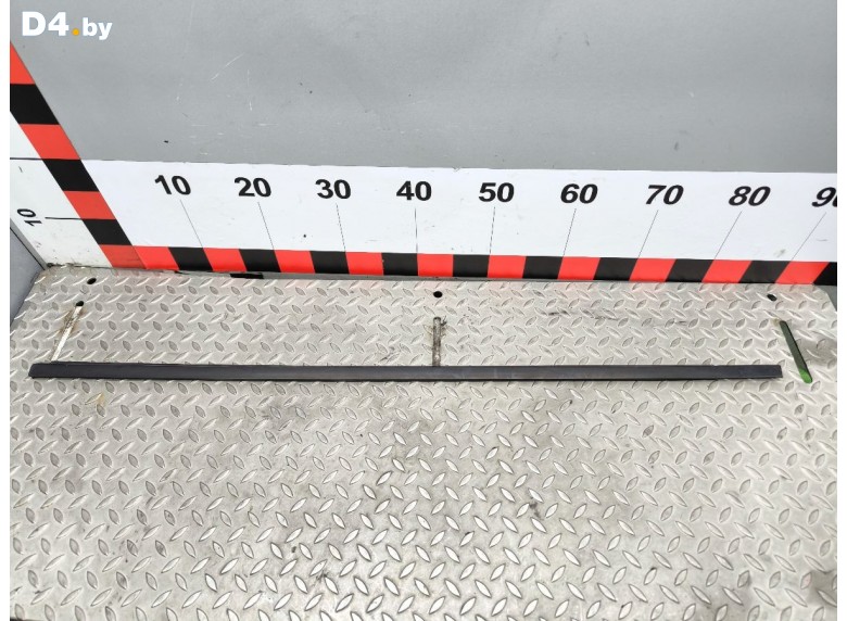 Молдинг стекла двери передней левой наружный к Volkswagen Sharan undefined г.