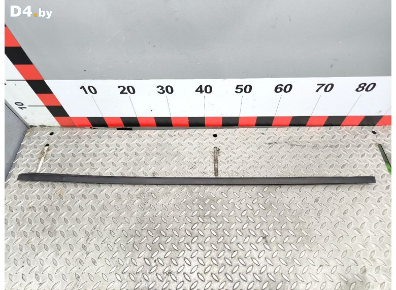 Молдинг стекла двери передней левой наружный к Volkswagen Sharan undefined г.