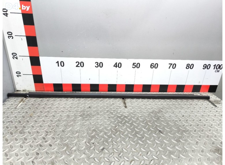 Молдинг стекла двери задней правой наружный к Volkswagen Sharan undefined г.