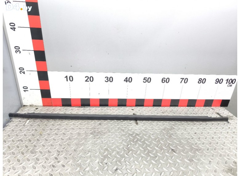 Молдинг стекла двери задней левой наружной к Volkswagen Sharan undefined г.