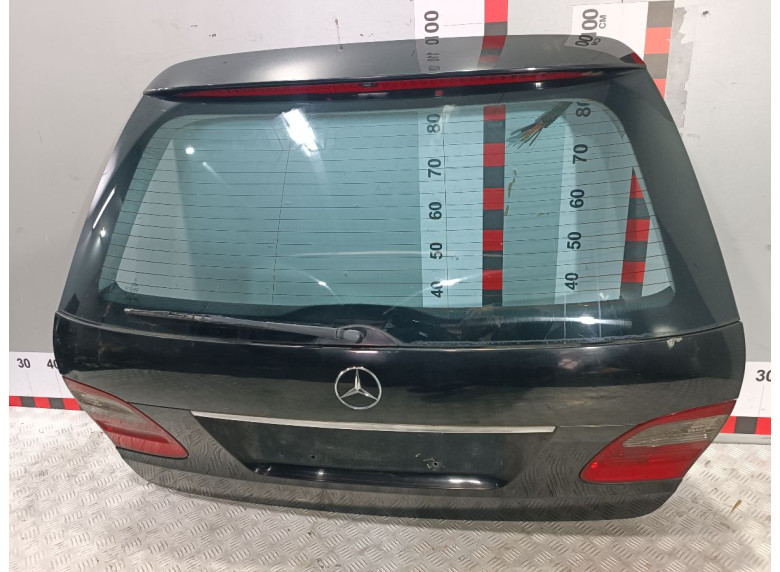 Накладка подсветки номера к Mercedes E W211, 2006г.