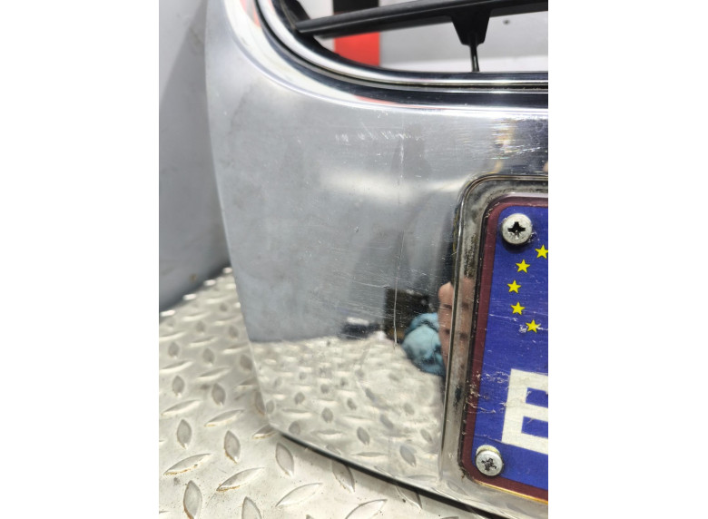 Решетка радиатора к Volkswagen Touran, 2007г.