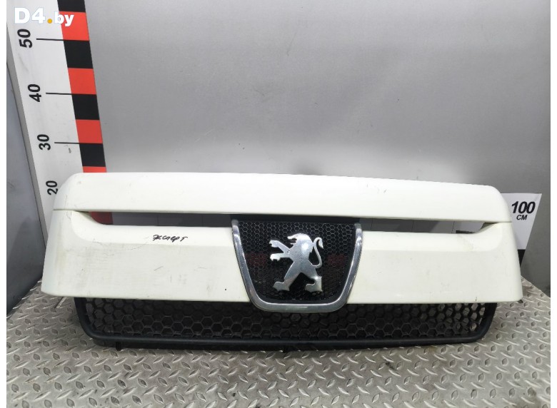Решетка радиатора к Peugeot Expert undefined г.