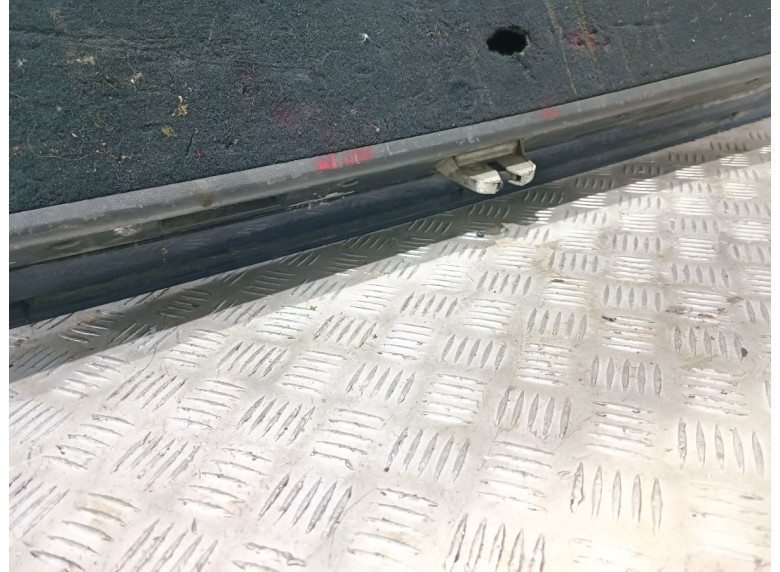 Крышка багажника (дверь 3-5) к Mercedes C W203, 2002г.