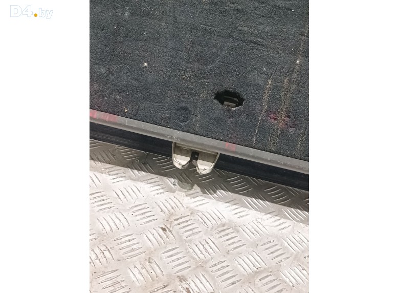 Замок багажника к Mercedes CW203 undefined г.