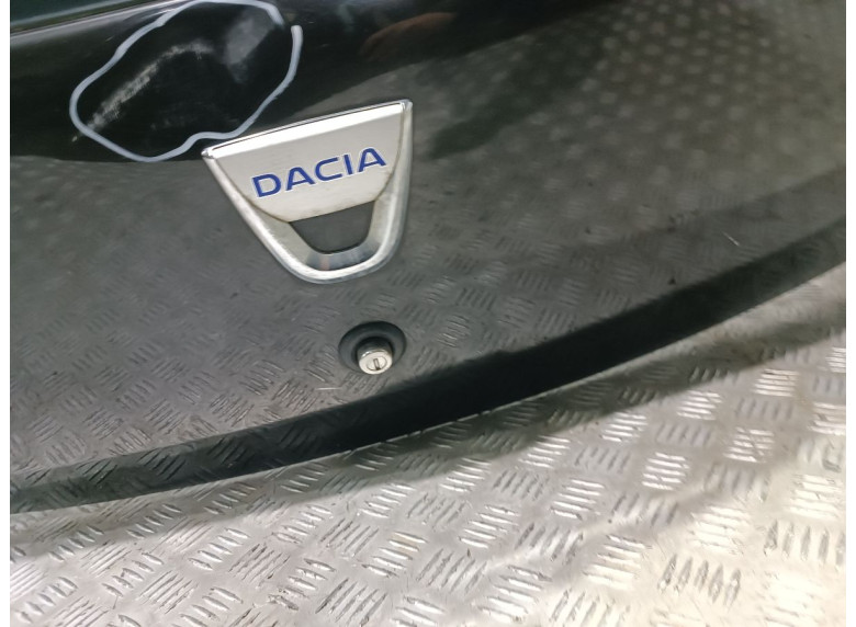 Кнопка открытия багажника к Dacia Sandero, 2011г.