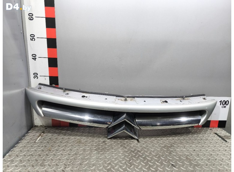 Решетка радиатора к Citroen C8 undefined г.
