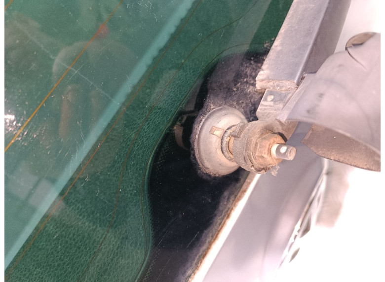 Моторчик заднего стеклоочистителя (дворника) к Volkswagen Passat, 2006г.