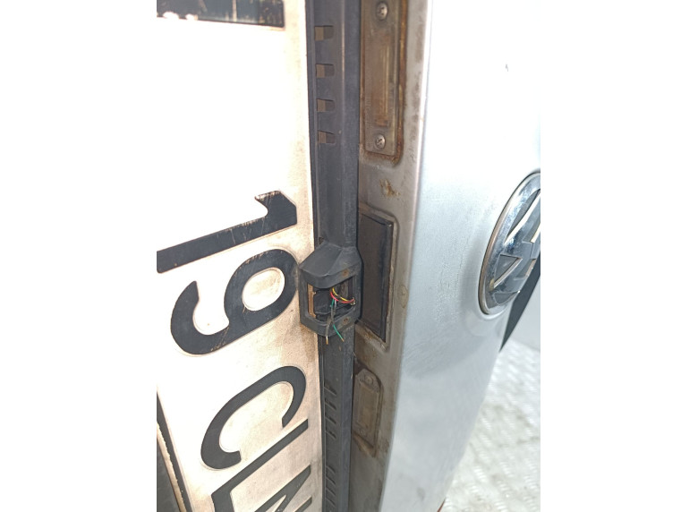 Кнопка открытия багажника к Volkswagen Passat, 2006г.