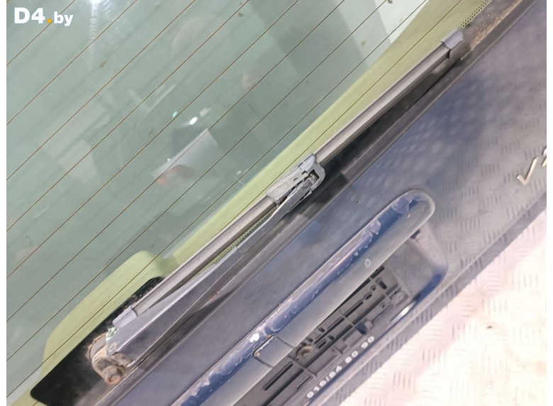 Щеткодержатель задний к Volvo V70 undefined г.