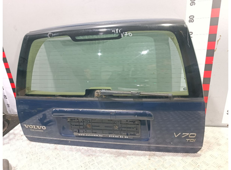 Накладка подсветки номера к Volvo V70, 1999г.