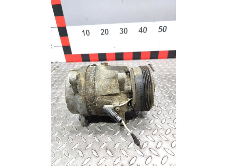 Компрессор кондиционера к Renault Scenic, 1997г.