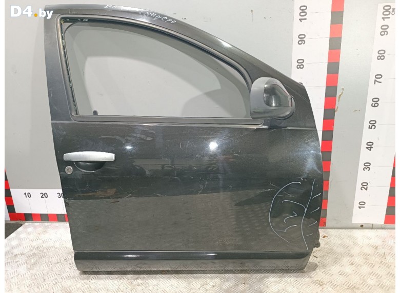 Дверь передняя правая к Dacia Sandero undefined г.
