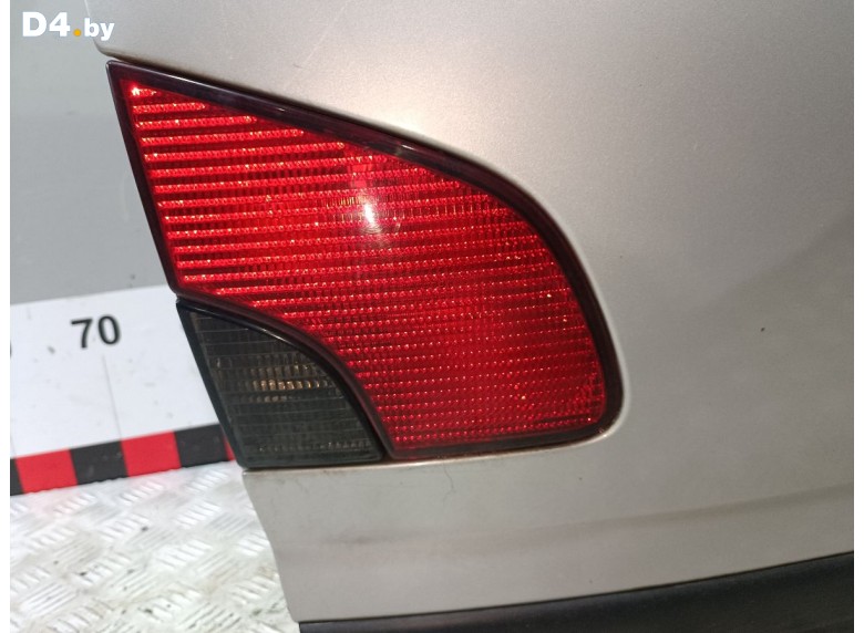 Фонарь крышки багажника левый к Peugeot 406 undefined г.