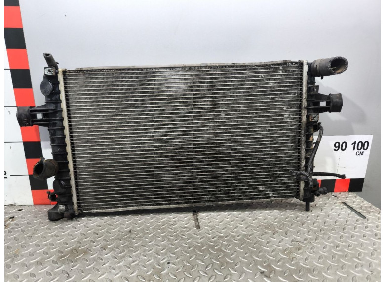 Радиатор (основной) к Opel Astra, 2006г.