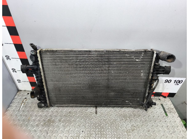 Радиатор (основной) к Opel Astra, 2006г.