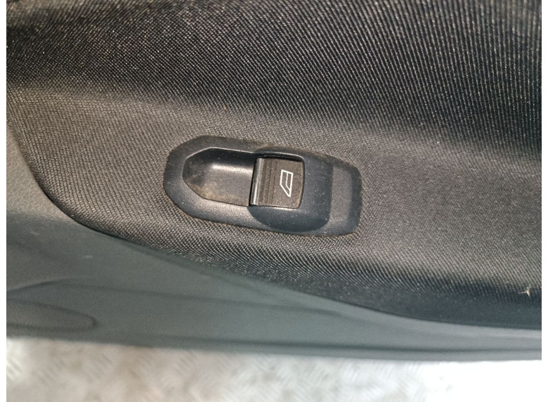 Кнопка стеклоподъемника заднего правого к Ford Grand C-Max, 2013г.