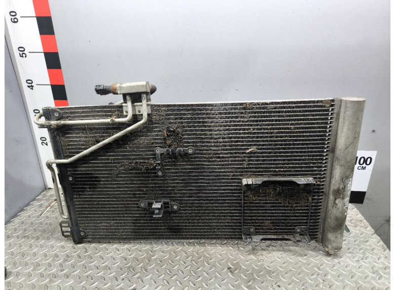 Радиатор кондиционера к Mercedes C W203, 2003г.